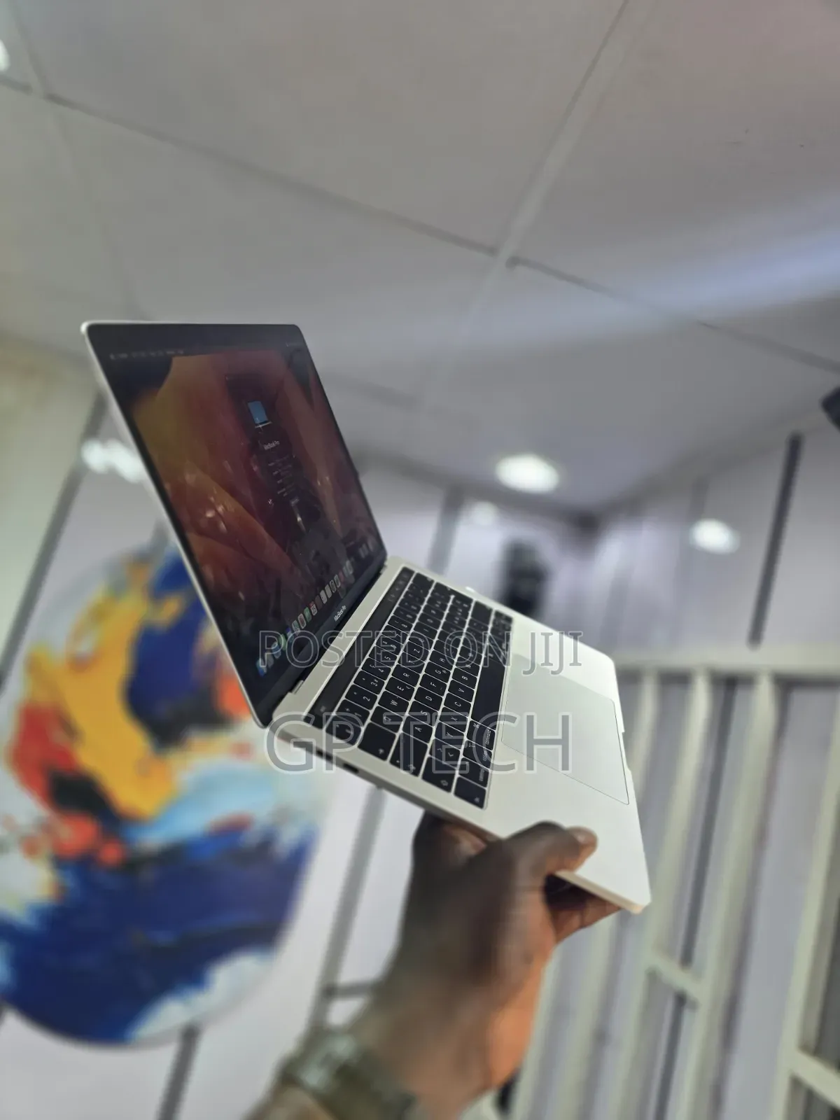 Laptop Apple MacBook Pro 2018 16GB Intel Core i7 SSD 1T