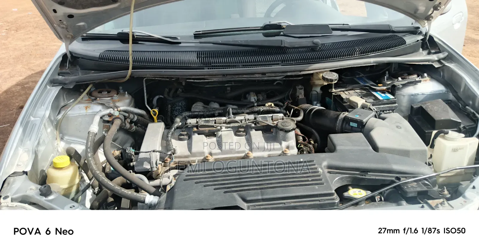 Mazda AZ 2000 Silver