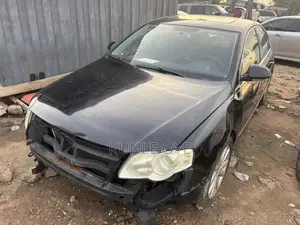 Volkswagen Passat 2.0 Sedan 2010 Black
