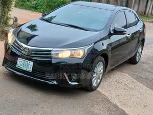 Toyota Corolla 2015 Black