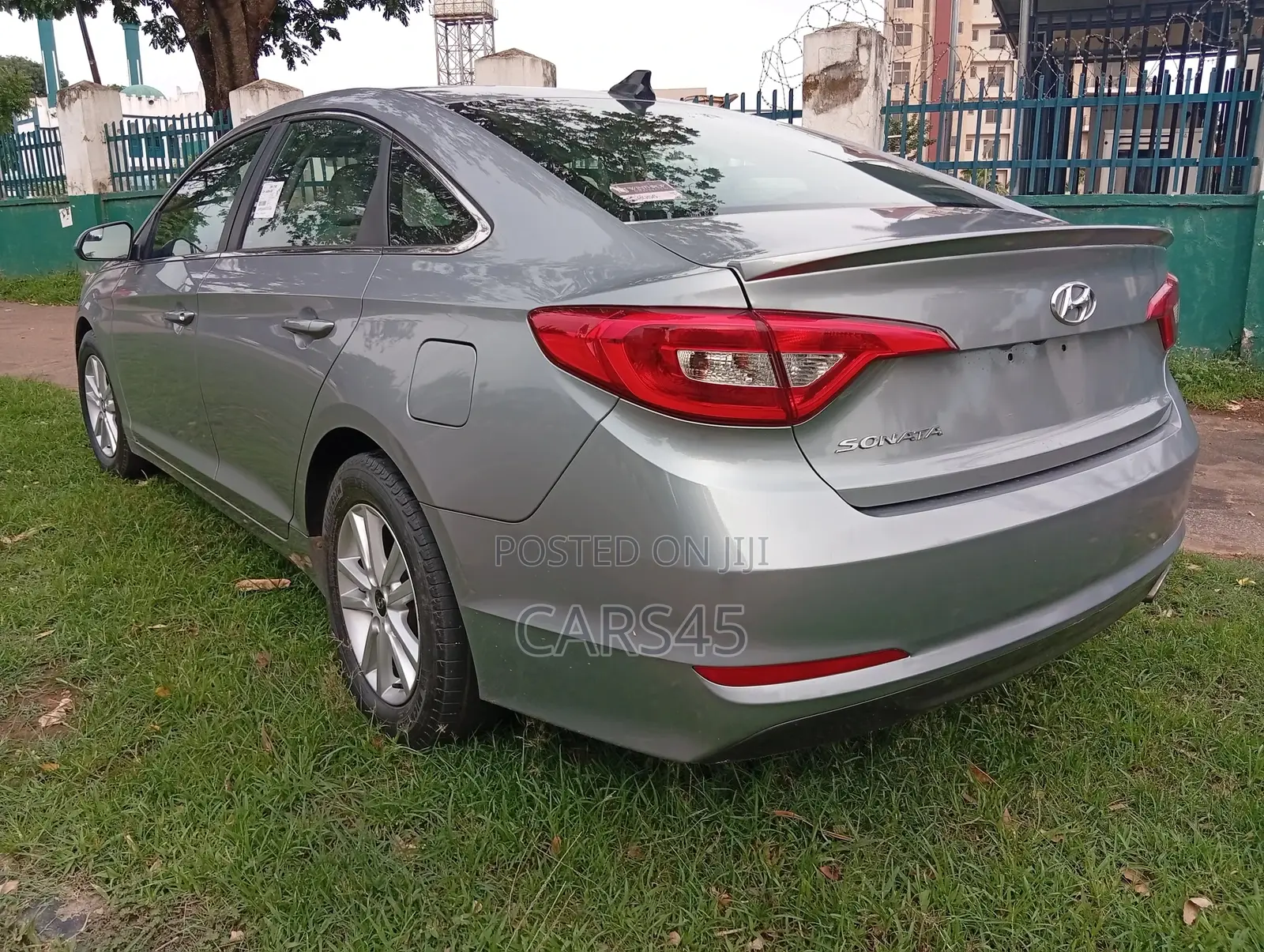 Hyundai Sonata 2016 Gray