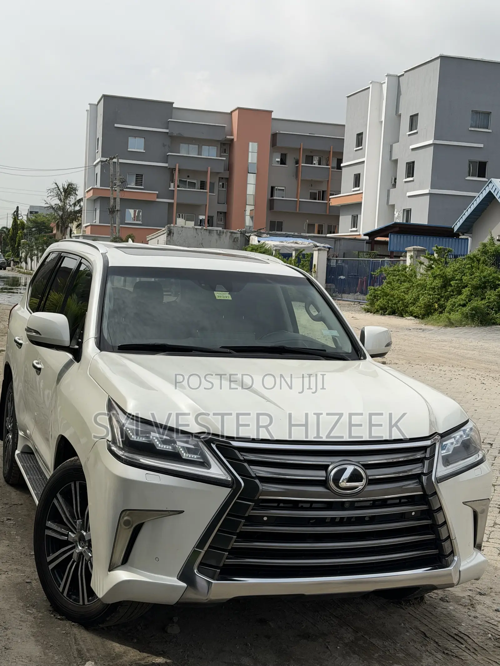 Lexus LX 2018 White