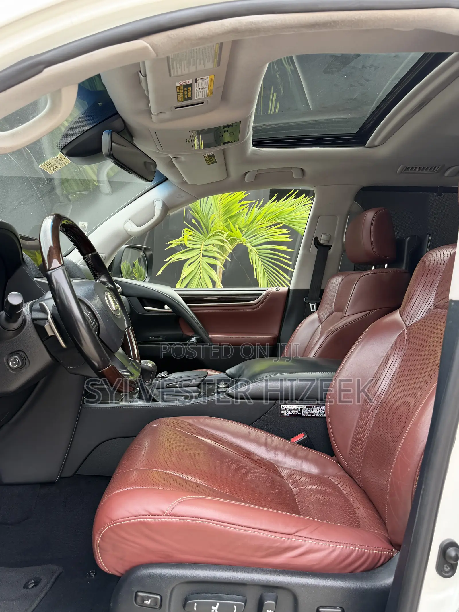 Lexus LX 2018 White