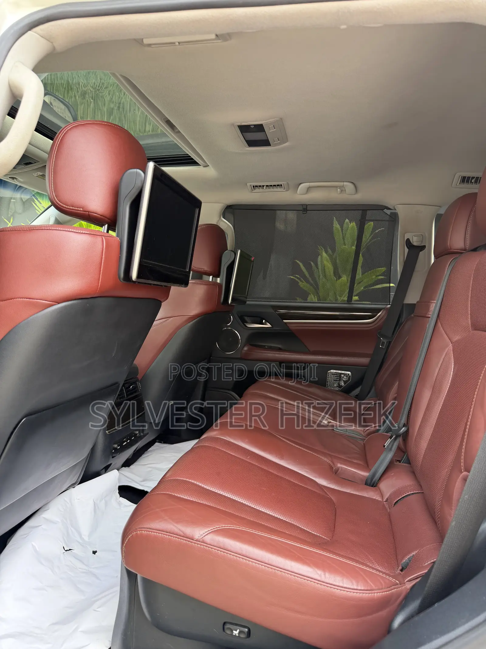 Lexus LX 2018 White