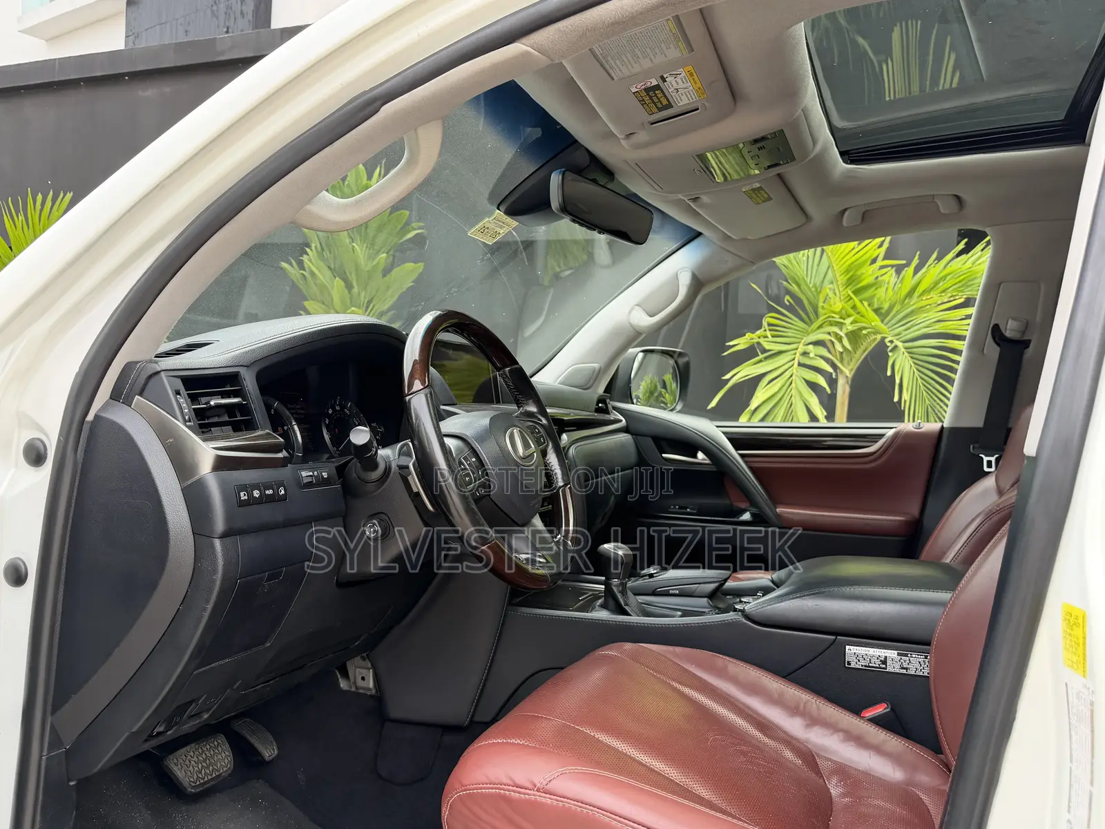 Lexus LX 2018 White