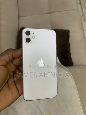Apple iPhone 11 64 GB White