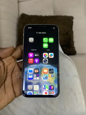 Apple iPhone 11 64 GB White
