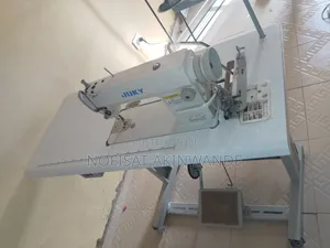Juky Industrial Straight Sewing Machine