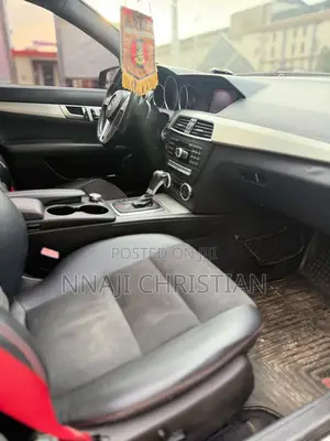 Mercedes-Benz C300 2013 Black