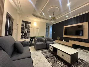 Cozy 2 Bedroom in Airport Road - Snooker, 3 Toilets, Unlimited Wifi