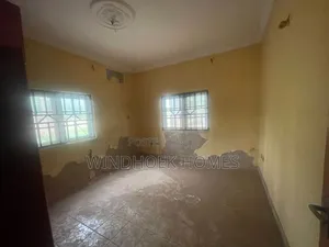 9bdrm House in Durumi for rent