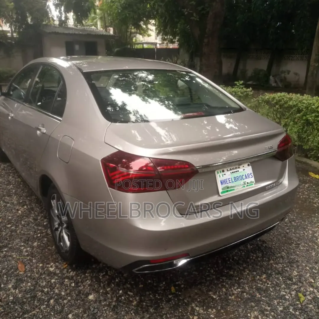 Geely Emgrand X7 2021 Silver