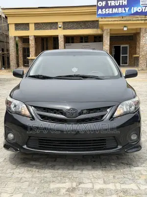 Toyota Corolla S 4dr Sedan (1.8L 4cyl 4A) 2013 Black