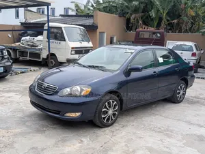 Toyota Corolla LE 2005 Blue