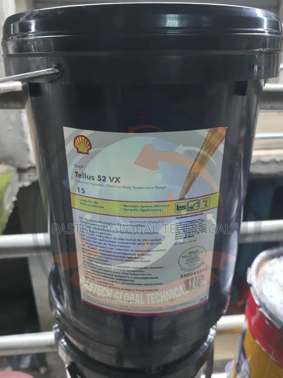 Tellus S2 Vx
15 // Hydraulic Fluid