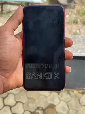 Apple iPhone 11 64 GB Red