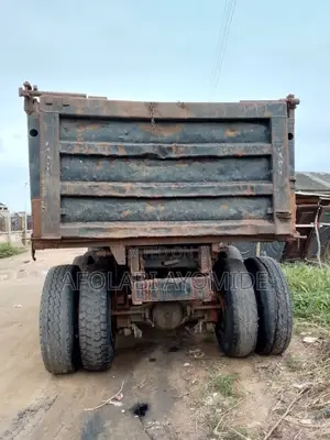 Mack Tipper