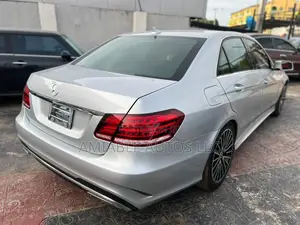 Mercedes-Benz E350 Base 4Matic Sedan AWD (3.5L 6cyl 7A) 2016 Silver