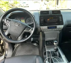 Toyota Land Cruiser Prado 2.7 2018 Black