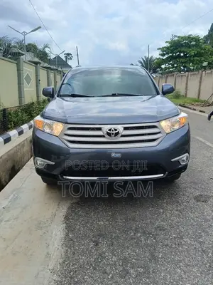 Toyota Highlander Limited 2012 Blue
