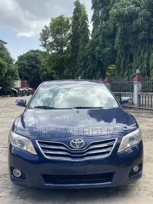 Toyota Camry 2011 Blue