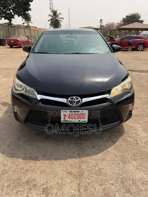 Toyota Camry SE w/Special Edition Pkg (2.5L 4cyl 6A) 2016 Black