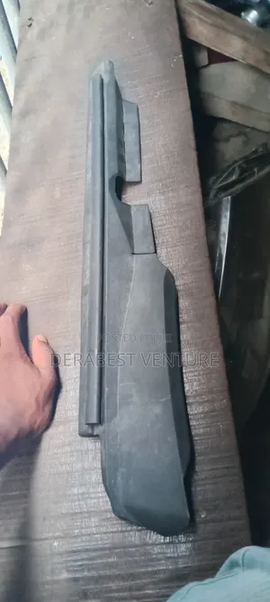 Fender Chrome/Rubber Camry 2018-2020