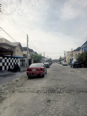 Furnished 4bdrm Duplex in Chevron Estate for sale
