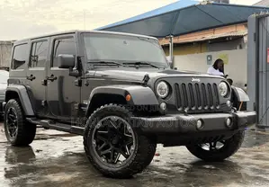 Jeep Wrangler Sahara 2dr SUV 4WD (3.6L 6cyl 6M) 2014 Black