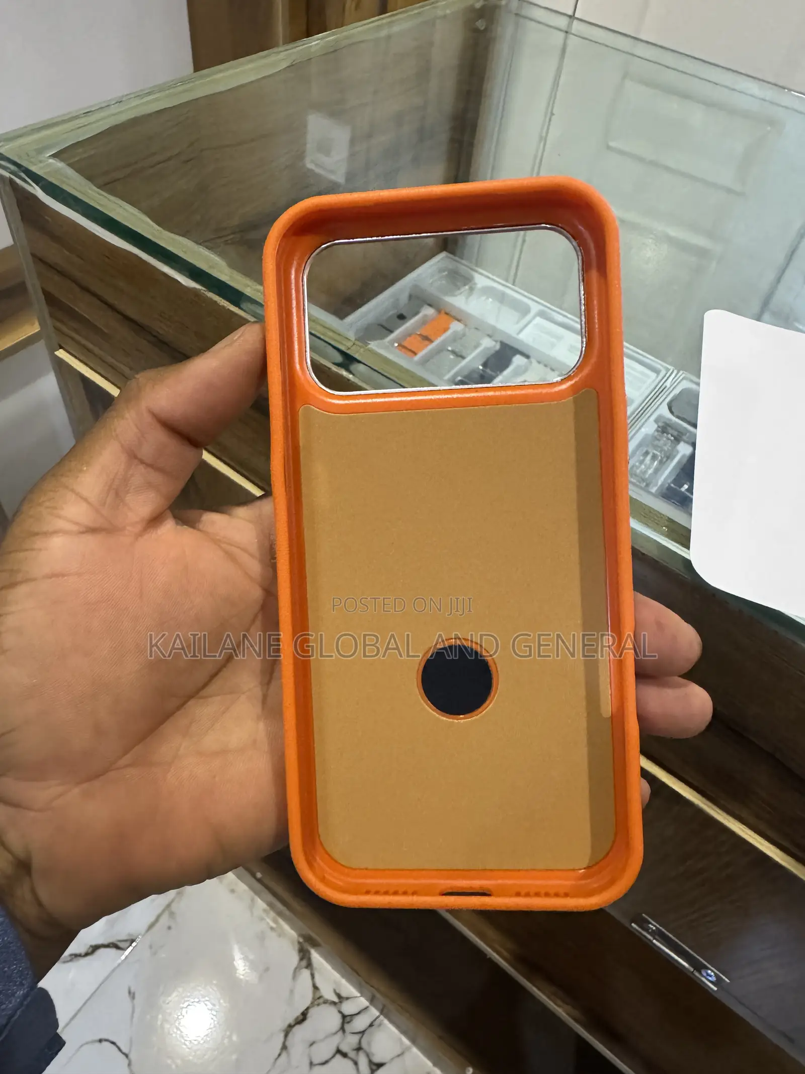 iPhone 17pm Cover