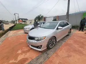Toyota Camry 2013 Silver