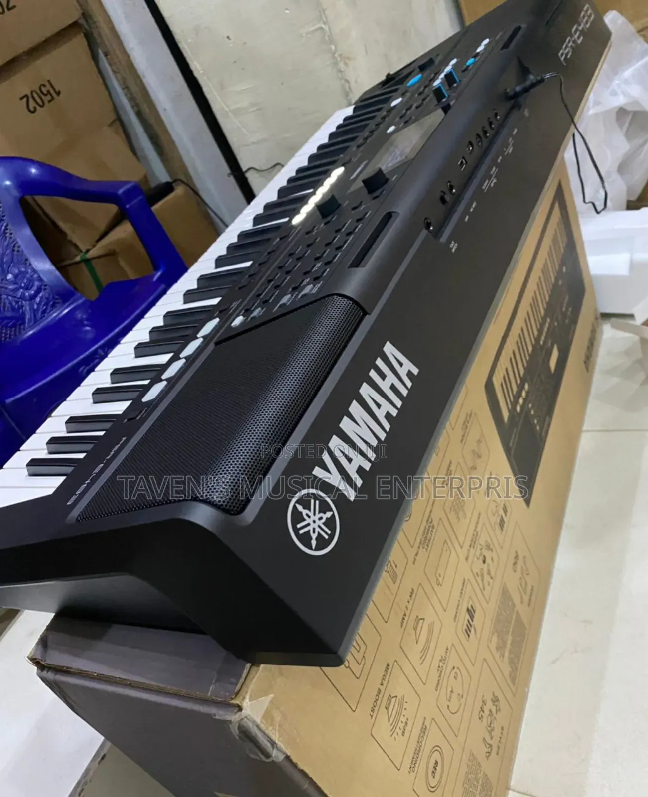 Yamaha PSR-E483 Portable Keyboard