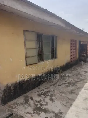 4bdrm Block of Flats in Gowon Estate Egbeda for sale