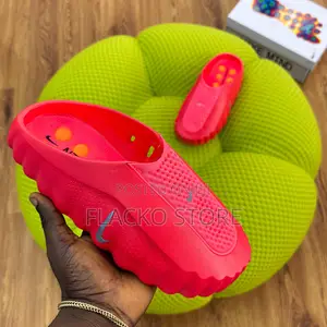 Original Nike Mind Clogs
