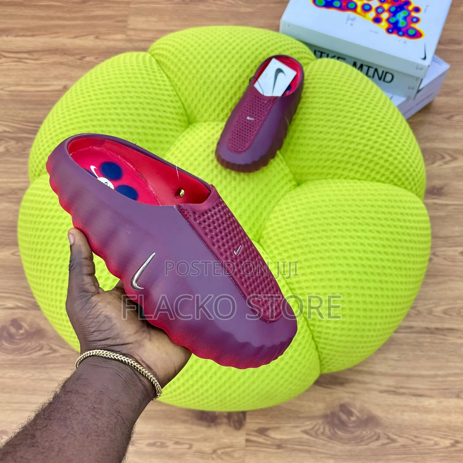 Original Nike Mind Clogs