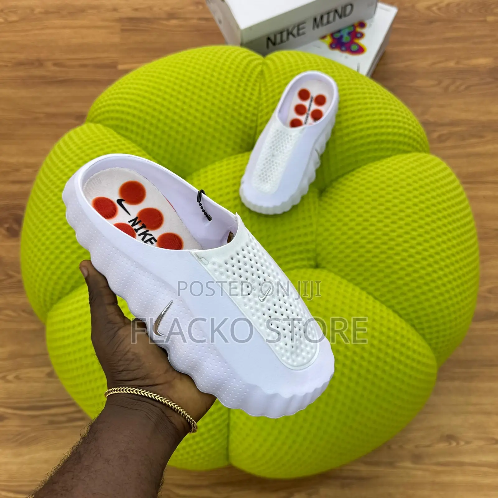 Original Nike Mind Clogs
