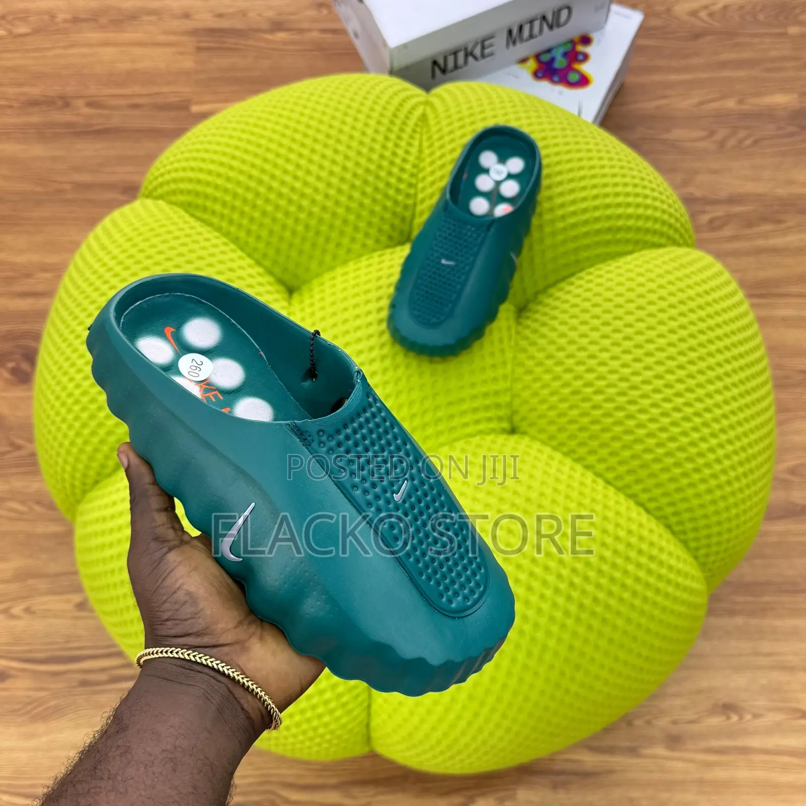 Original Nike Mind Clogs