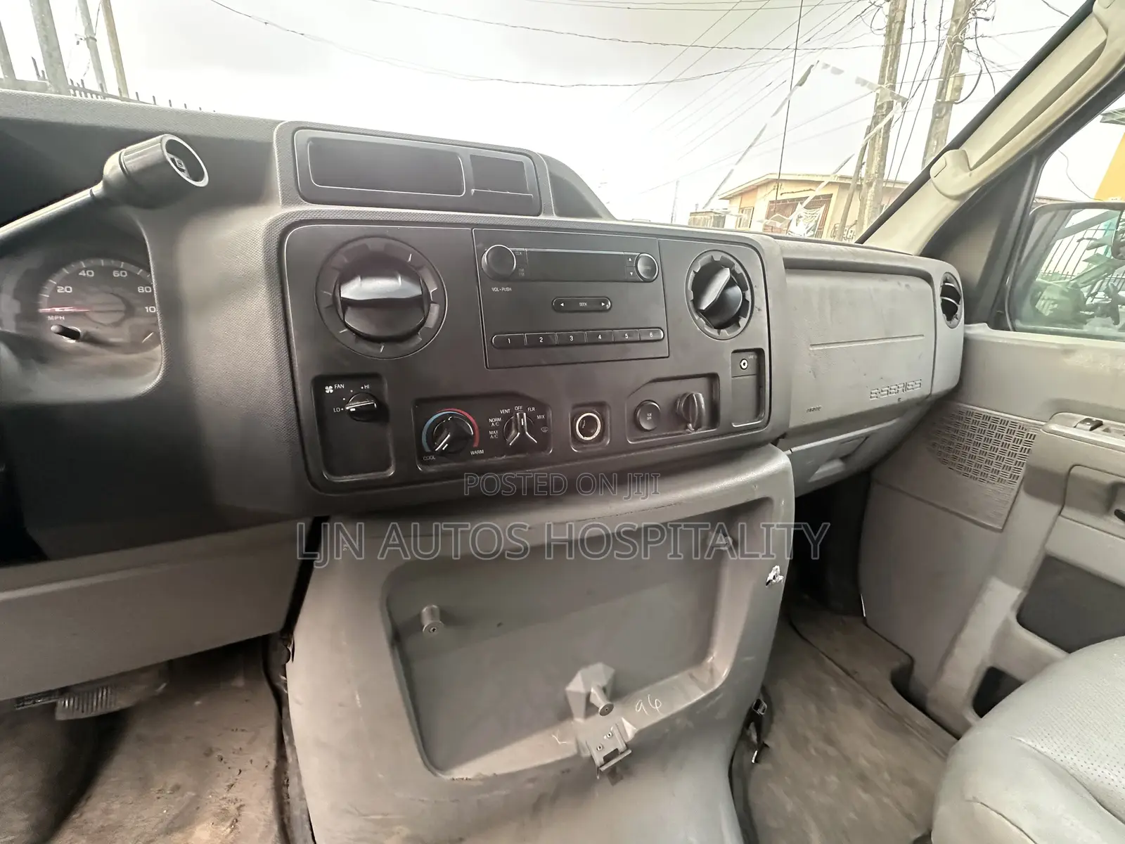 Ford E250 2011 White