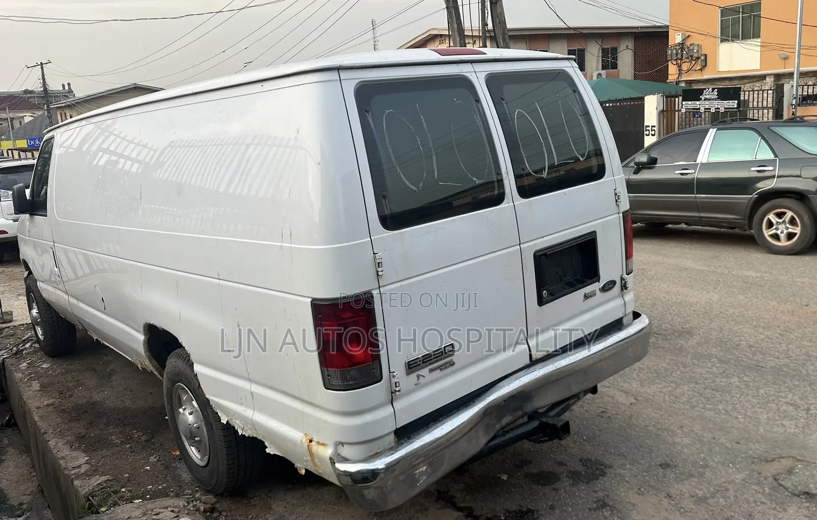 Ford E250 2011 White