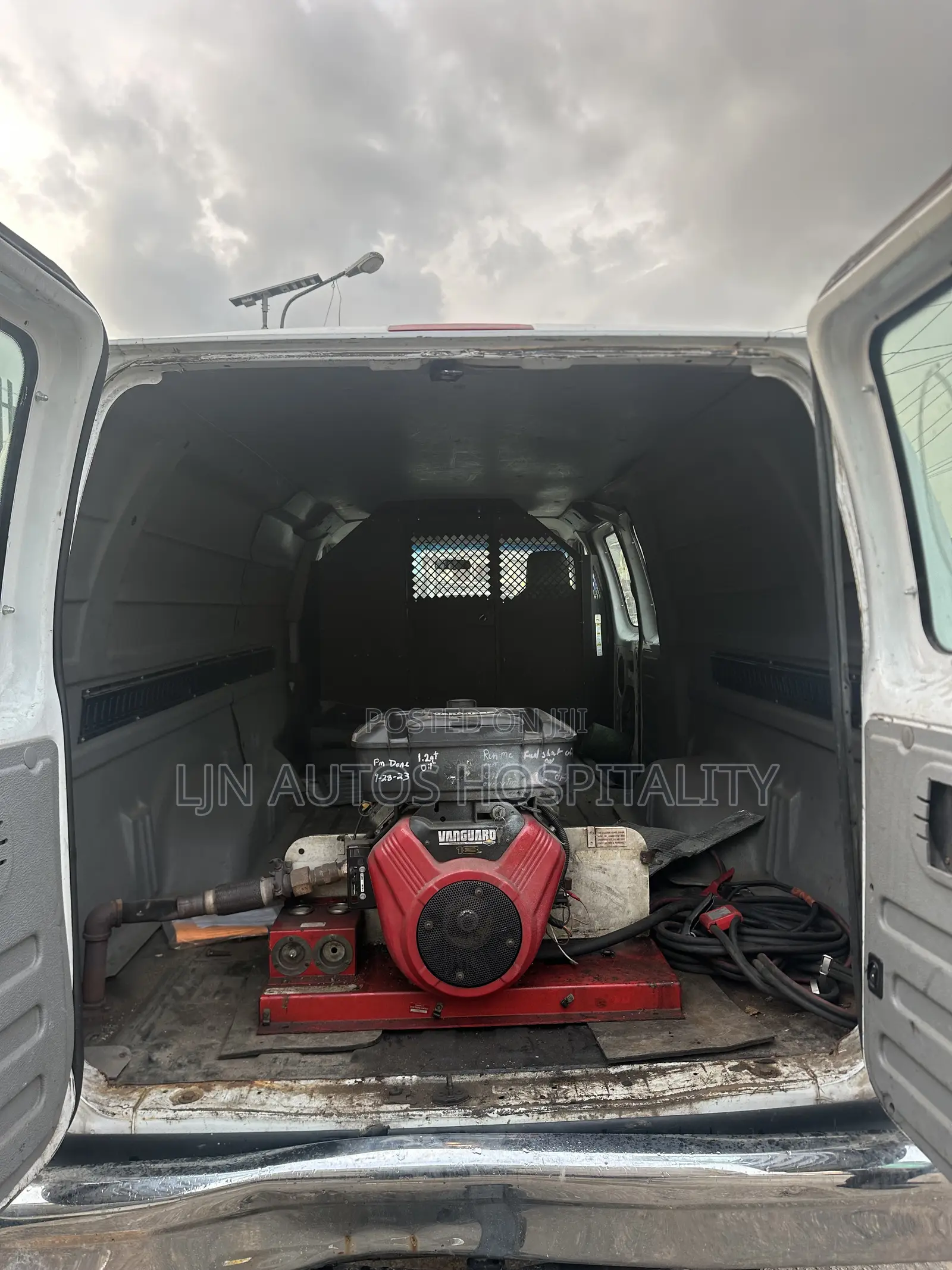 Ford E250 2011 White