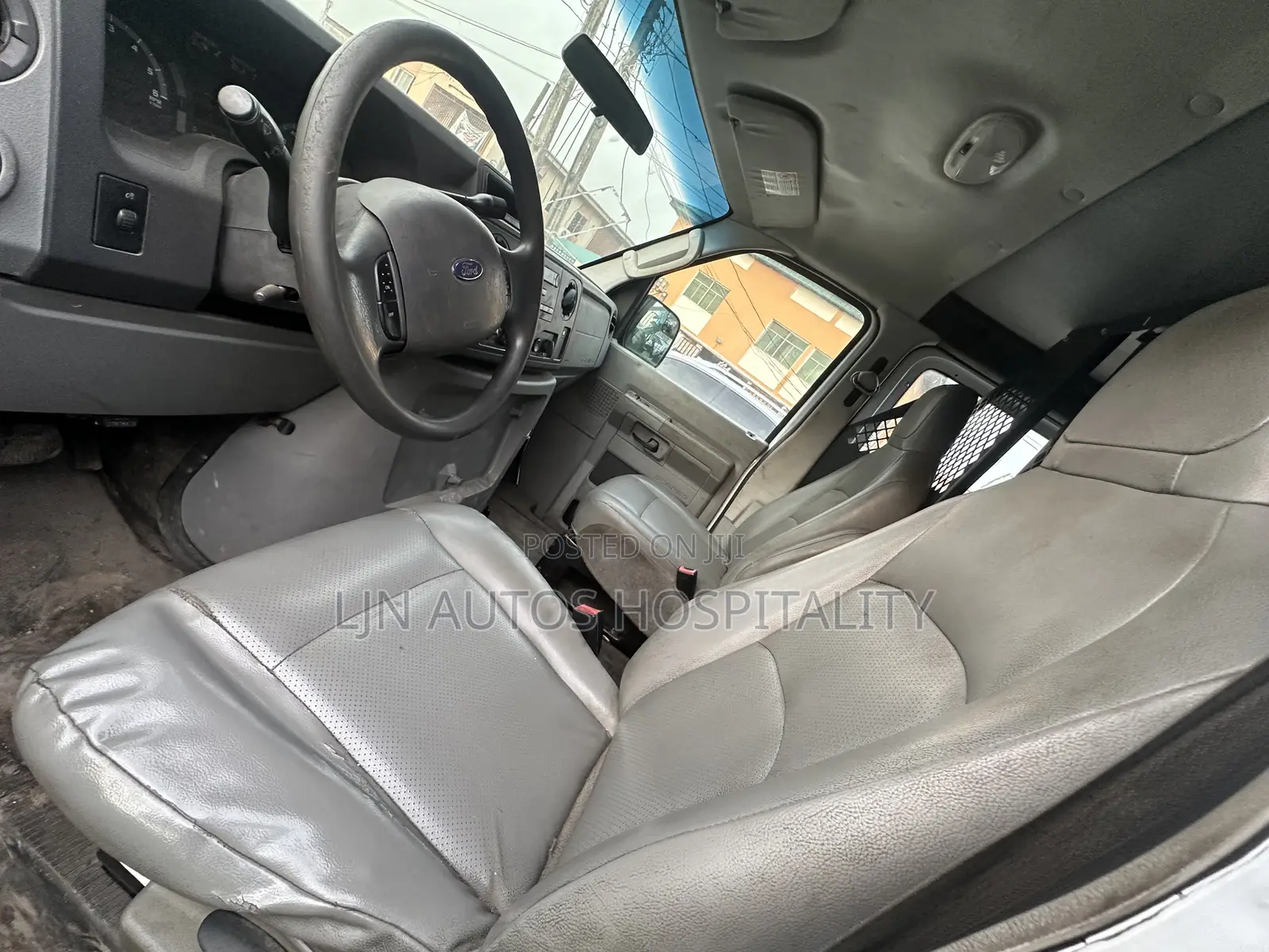 Ford E250 2011 White