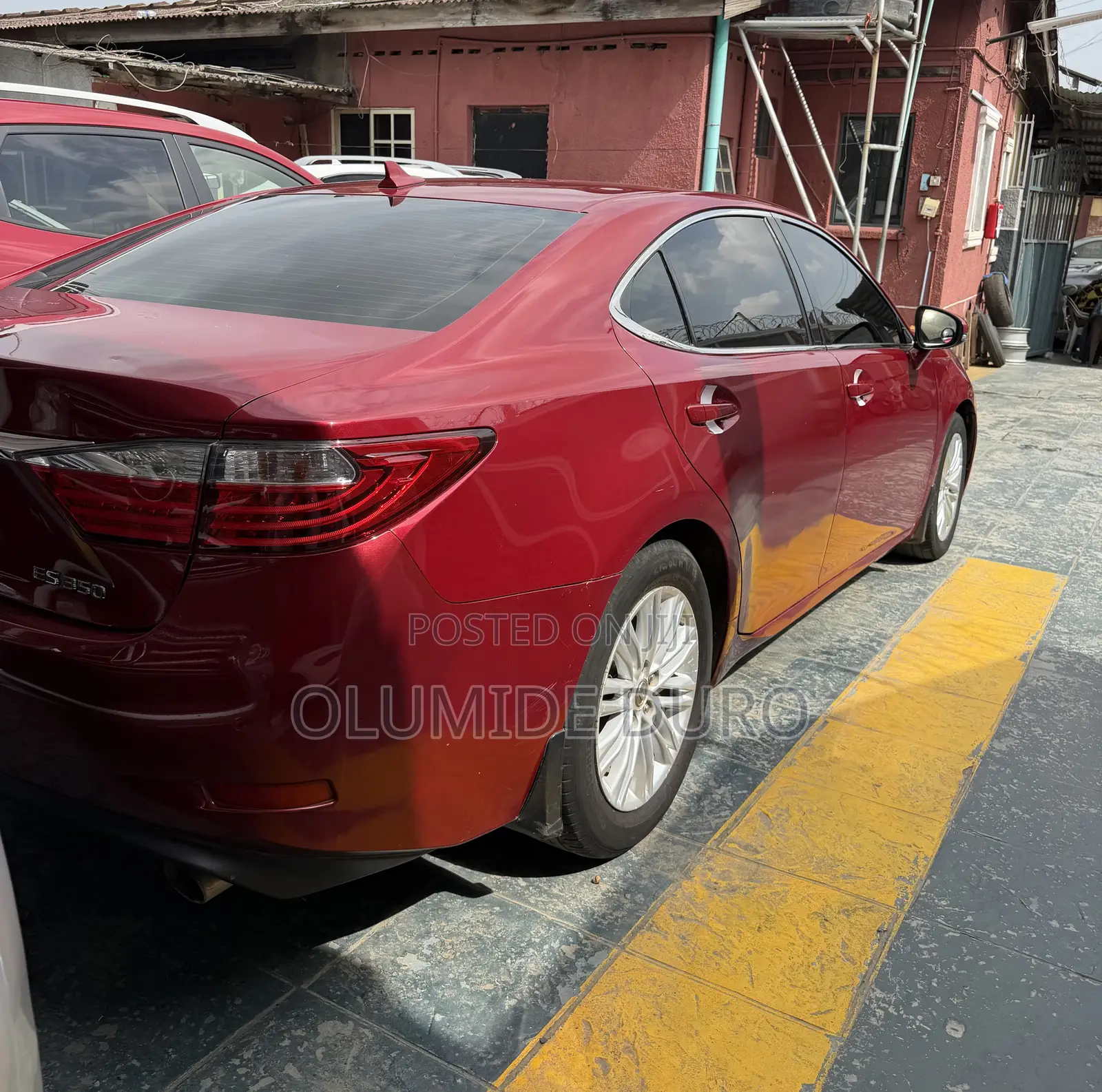 Lexus ES 2014 Red