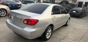Toyota Corolla 2004 Silver