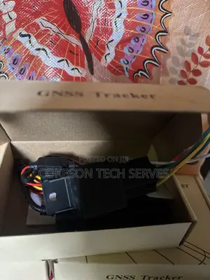 Car Tracker With Am Accurate Live Location Updates and Shutdown
