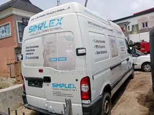Renault Master 2009 White