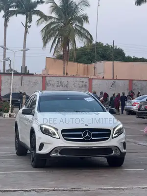 Mercedes-Benz GLA 250 2015 White