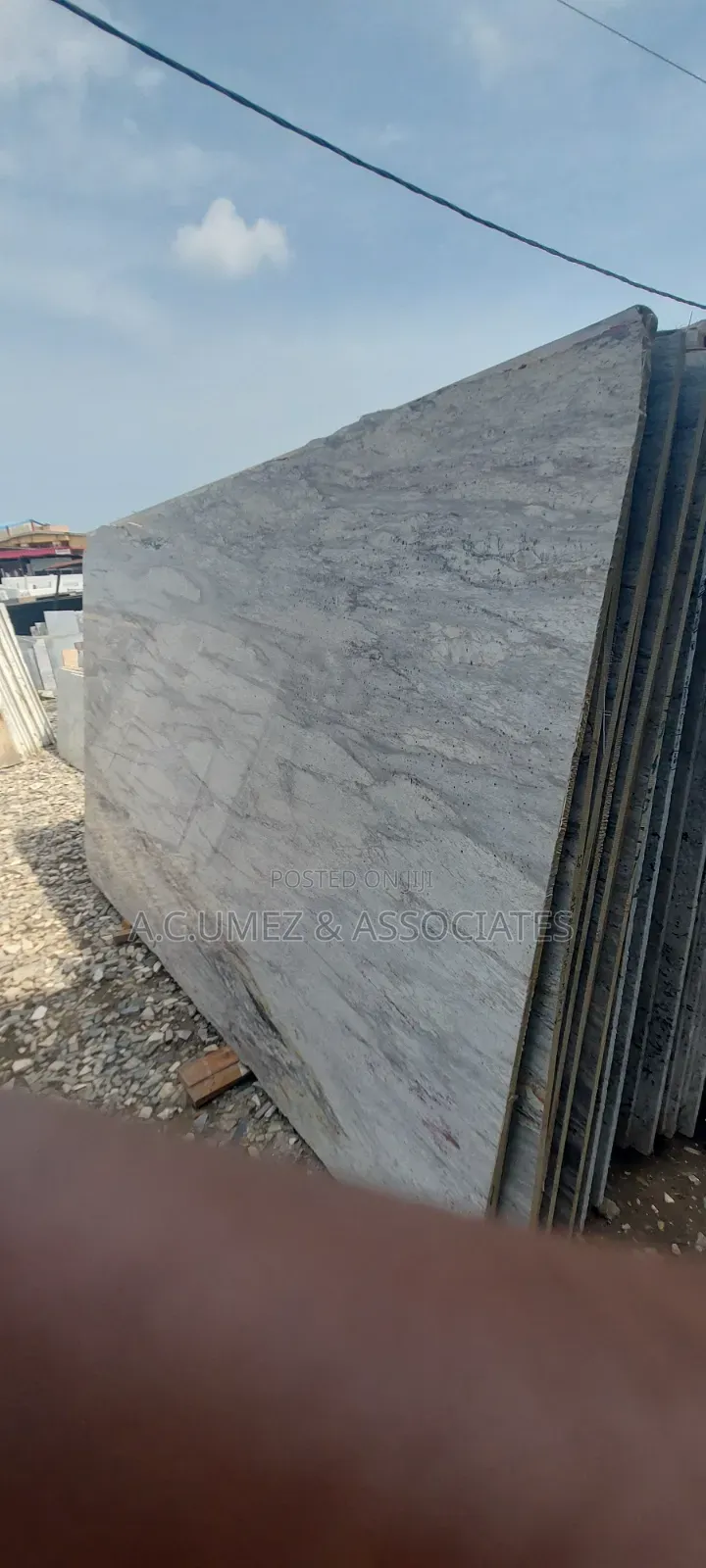 Thunderous Golden Marble