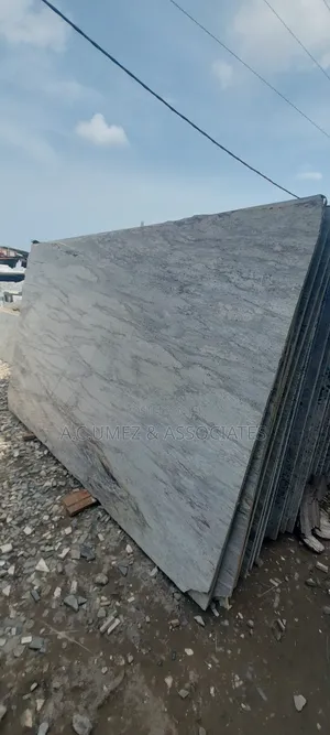 Thunderous Golden Marble