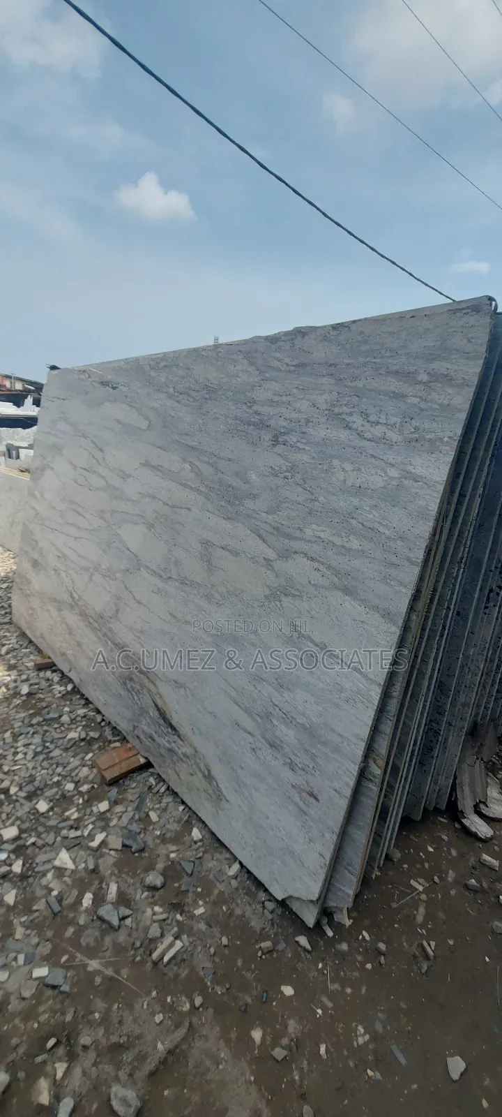 Thunderous Golden Marble