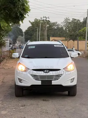 Hyundai Tucson 2013 White